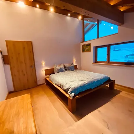 Traumhaus Sensationeller Lage Traumhafter Bergblick Absolute Ruhe Βίλα *